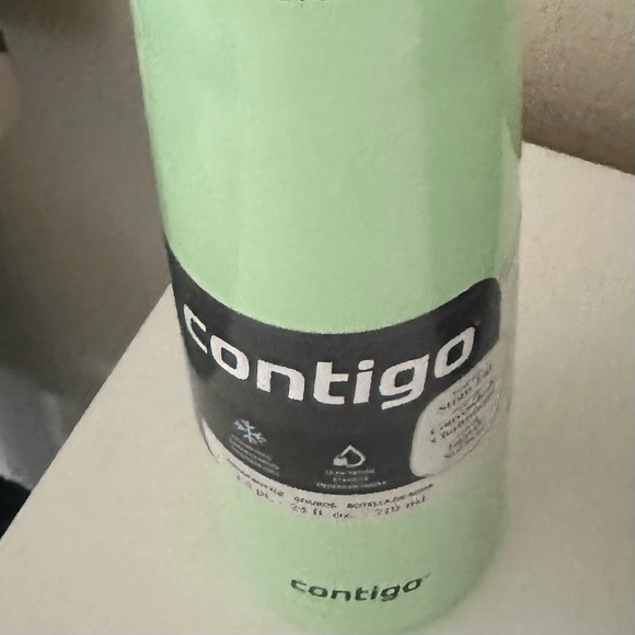 24 Oz Water Bottle w/Auto Pop Lid - Picture 2 of 8